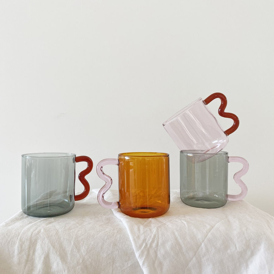 The Smoke Cherry Soremo Glass Mug