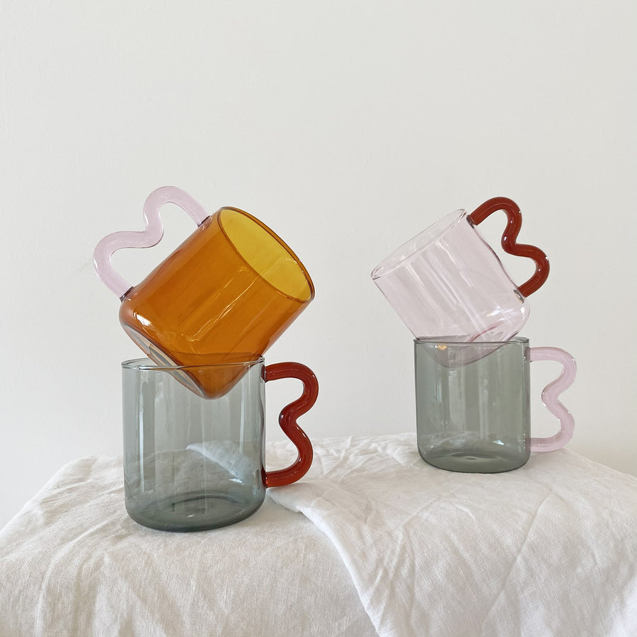 The Smoke Cherry Soremo Glass Mug