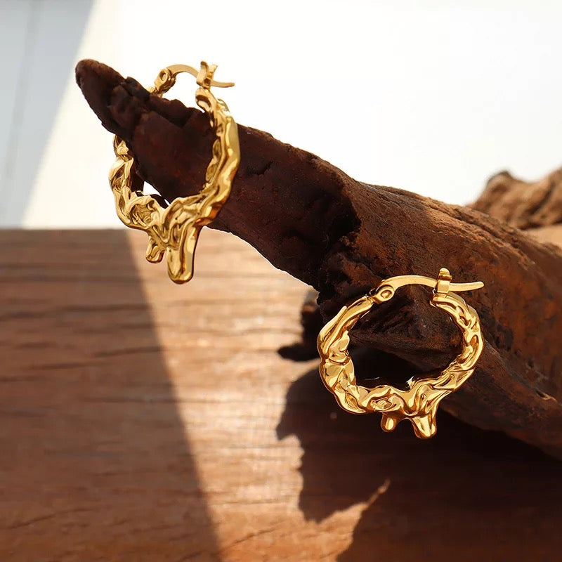 The Levelled Gold Drip Hoop earring